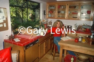 Donna Mills 8x10 glossy photo printed from original transparency - Picture 1 of 1