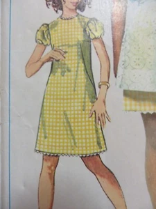 Vtg 60's Simplicity 8010 PUFF-SLEEVE MINI-DRESS & PINAFORE Sewing Pattern Women - Picture 1 of 10