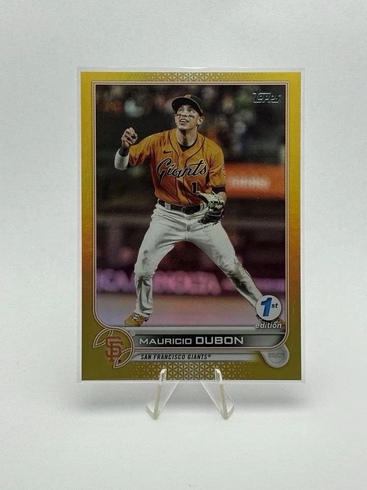 2022 Topps Series 1 1st Edition Gold Mauricio Dubon #246 - Image 1 of 2