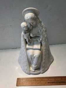 Vintage Goebel White Glazed Porcelain 10” Flower Madonna 10/1 Full Bee Repaired - Picture 1 of 10