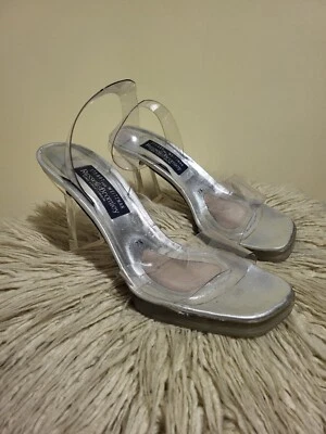 Sandalias de mujer Stuart Weitzmen para Russel Bromley US7,5 UK5,5 EUR 38,5 Foto 1 de 4