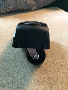 NEU Craftsman 16-Gal Shop Vac starrer Fuß & drehbarer Rollen schwarz 4,50 x 2,50 x 5" - Bild 1 von 8