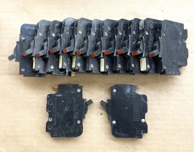 NC20 Federal Pacific 1-Pole 20A Thin Circuit Breaker Pre-Owned Foto 1 de 2