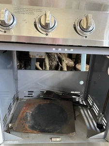 Nexgrill 4 Burner gas grill - Picture 1 of 12