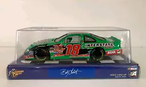 Bobby Labonte #18 NASCAR Winners Circle 1:24 Die Cast Car Interstate Batteries - Picture 1 of 6