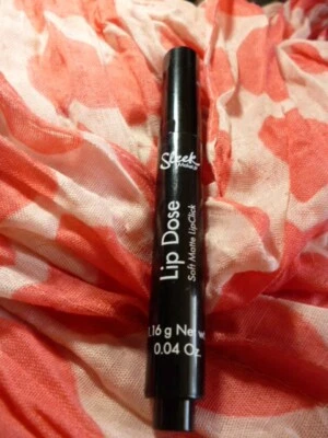 Sleek MakeUp Lipstick Lip Dose Soft Matte Lip Click-Disruptive.NEW. - Image 1 of 3