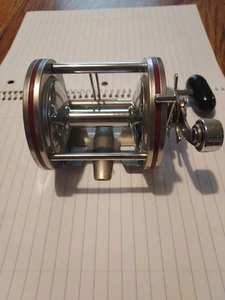 vintage Kmart 207 Level Wind Trolling Reel - Picture 1 of 9