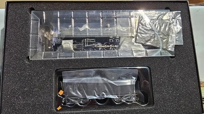 Luz SPECTRUM 83301 HO USRA 2-10-2 DCC SIN LETRAS EQUIPADA - ¡NUEVA EN CAJA! Foto 1 de 4