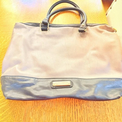 Steve Madden Crossbody/Handle Purse Black & Beige Color w/Tassel Zipper Pocket - Image 1 of 4