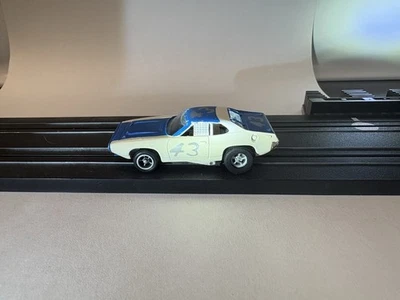 Dodge Charger AFX blanco/azul #43 Magna Traction Foto 1 de 4