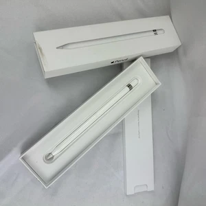 Apple Pencil (1st Generation) *FAULTY - CHARGES BUT WILL NOT CONNECT* - Picture 1 of 8