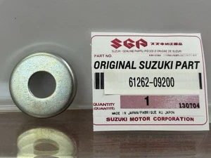 NOS NEW FACTORY SUZUKI TM400 TM250 RM125 SWINGARM DUST COVER  61262-09200 - Picture 1 of 2