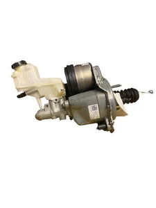 2024 SKODA OCTAVIA VRS MK4 BRAKE SERVO & MASTER CYLINDER OEM 5WC614105BA - Picture 1 of 8