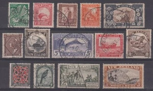 NEW ZEALAND 1935 PICTORIAL ISSUE FIRST PRINTING SINGLE WMK x14 USED ID061/D64495 - Picture 1 of 1