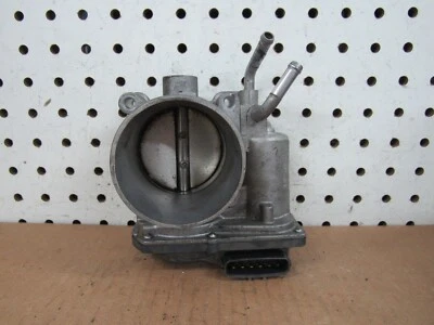 Unidad de control del cuerpo del acelerador del motor KIA FORTE 2015 1,8 L 351002E400 FABRICANTE DE EQUIPOS ORIGINALES Foto 1 de 3