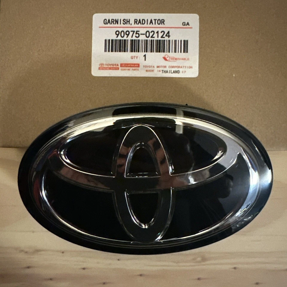 9097502124 Genuine Toyota EMBLEM SYMBOL 90975-02124