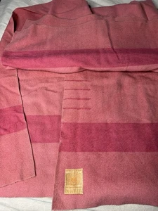 Hudson Bay Point Decke 4 Punkt Wolle Rosa/Cranberry/Rose Streifen - Bild 1 von 7