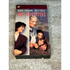 Mrs. Doubtfire VHS Tape - Robin Williams, Sally Field - 20th - Free Shipping - Picture 1 of 4