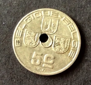 Belgique - Léopold III - Rare monnaie 5 Centimes 1938 FR - Trou décentré /Fautée - Picture 1 of 2