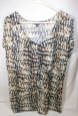 Top elástico para mujer marca George cuello en V talla LG animal print poli/spandex Foto 1 de 3