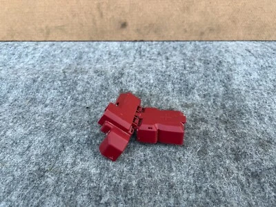 INFINITI Q50 Q60 2014-2023 OEM POSITIVE BATTERY CABLE TERMINAL COVER CAP LID - Image 1 of 3