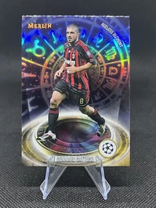 2023-24 Topps Merlin Chrome UEFA GENNARO GATTUSO AGELESS ALCHEMY AC Milan AA-8 - Foto 1 di 2