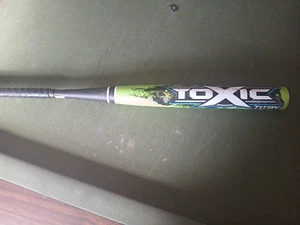 2011 Worth Toxic Titan 98 slow pitch softball bat. 34/28 - Picture 1 of 8