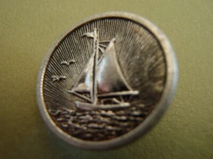 Vintage Silver Tone Sail Boat Button 18mm (3/4 inch) shanked sew jewelry craft - Picture 1 of 2
