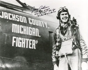 GERALD JOHNSON SIGNED 8x10 PHOTO USAAF WWII FIGHTER ACE 18 VICTORIES BECKETT BAS - Picture 1 of 2
