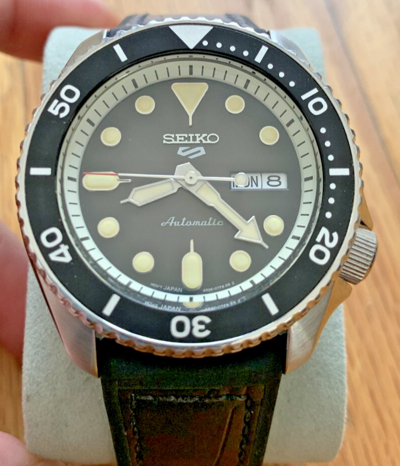 Seiko 5 Sports Rubber Band Sport Wristwatches for sale | eBay Seiko 5 Sports Rubber Band Sport Wristwatches for sale | eBay
