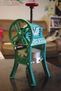 Ikenaga Iron DX SI-5A Swan mini manual ice shaving machine Small Antarctic - Picture 1 of 1