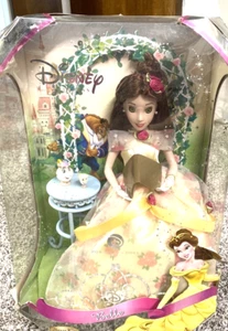 Vintage Disney Belle Chip Ms Potts Die Schöne und das Biest Porzellanpuppe Messingschlüssel - Bild 1 von 9