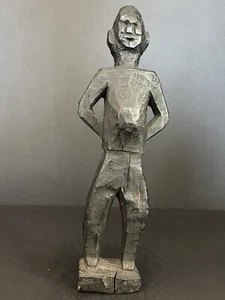 Sculpture figurative expressionniste en bois ébonisé milieu du siècle - Photo 1/15