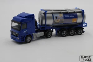 Herpa MB Actros MP2 L tank container semitrailer "BASF acResin" 1:87 /H25796 - Picture 1 of 1