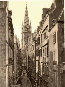 Bretagne-Jules Robuchon: SAINT-MALO, la Grande Rue -Héliographie - Foto 1 di 1