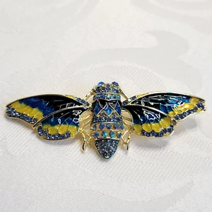 Broche Pin Polilla Mariposa Cicada Firmado Alilang Esmalte Tono Dorado Estrás - Imagen 1 de 13