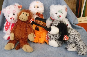 W-F-L TY Punkies 19 - 30 cm Auswahl Teddy Katze Hund Geist Affe Stofftier - Bild 1 von 7