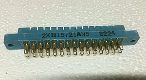 BRAND NEW VINTAGE 1982 GOLD CONNECTORS (65 pcs) - Picture 1 of 8