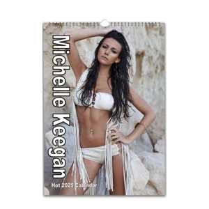 Sexy HoT Michelle Keegan Bikini Pinups Foto 2023/4 wählen Start Monat Kalender - Bild 1 von 2