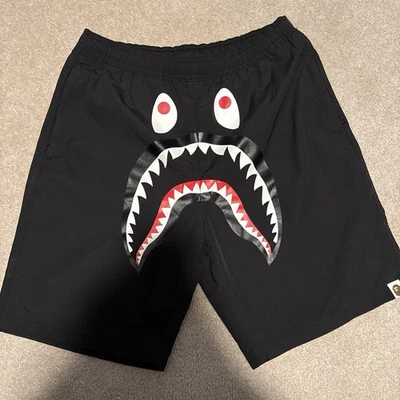 Pantalones Cortos de Natación Bape Shark Negros SS20 Talla Mediana Excelente Estado (usados 2x) Foto 1 de 3