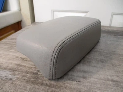 Lincoln LS 2000-2002 consola central delantera tapa reposabrazos OEM cuero gris claro Foto 1 de 4