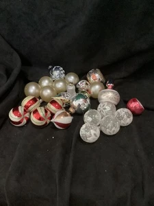 ORNAMENT LOT GLASS  ASSORTED ORNAMENTS - Picture 1 of 7