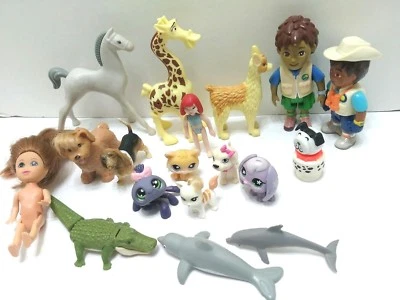Lote de Juguetes Figuras Personas Animales Mixto Mini Mattel Pequeña Mascota Hasbro Otros Mezcla Foto 1 de 4