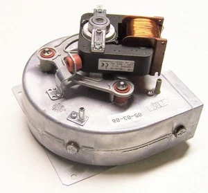 Vaillant Turbomax Plus 824 828 E VUW 242/2 282/2 - Lüfter - Bild 1 von 1