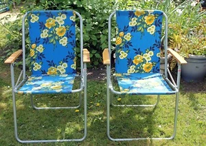 Deck Chairs Vintage Blue Yellow Floral Cloth Wood Armrests Pair Garden Camping - Picture 1 of 15