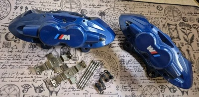 JUEGO PINZAS FRENO BMW SERIE 1 2 3 4 F20 M SPORT 340mm Delantero AZUL BREMBO 4 Pot Foto 1 de 4