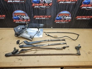 82 To 92 Firebird Trans Am Wiper Motor, Wiper Transmission, And Arm Assemblies. - Picture 1 of 8