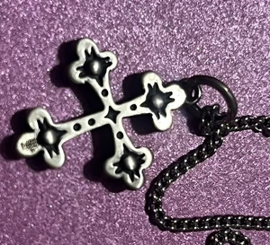James Avery Petite Blossom Kreuz Anhänger nicht mehr produziert und JA 16" Halskette - Bild 1 von 7