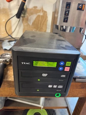 Teac DVW-D11 Quick Standalone 1x1 Disc-to-Disc DVD/CD-R Duplicator - Tested - Image 1 of 4