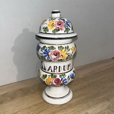 Ancien Pot À Pharmacie En Faïence Peinte Motif Fleurs Inscription Nardum - Photo 1/4